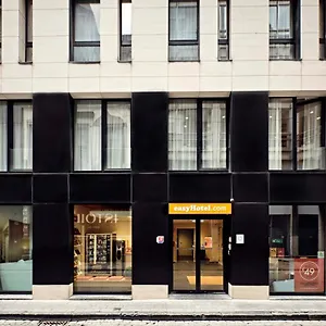 easyhotel-city-centre.brusselshotelsbook.com/